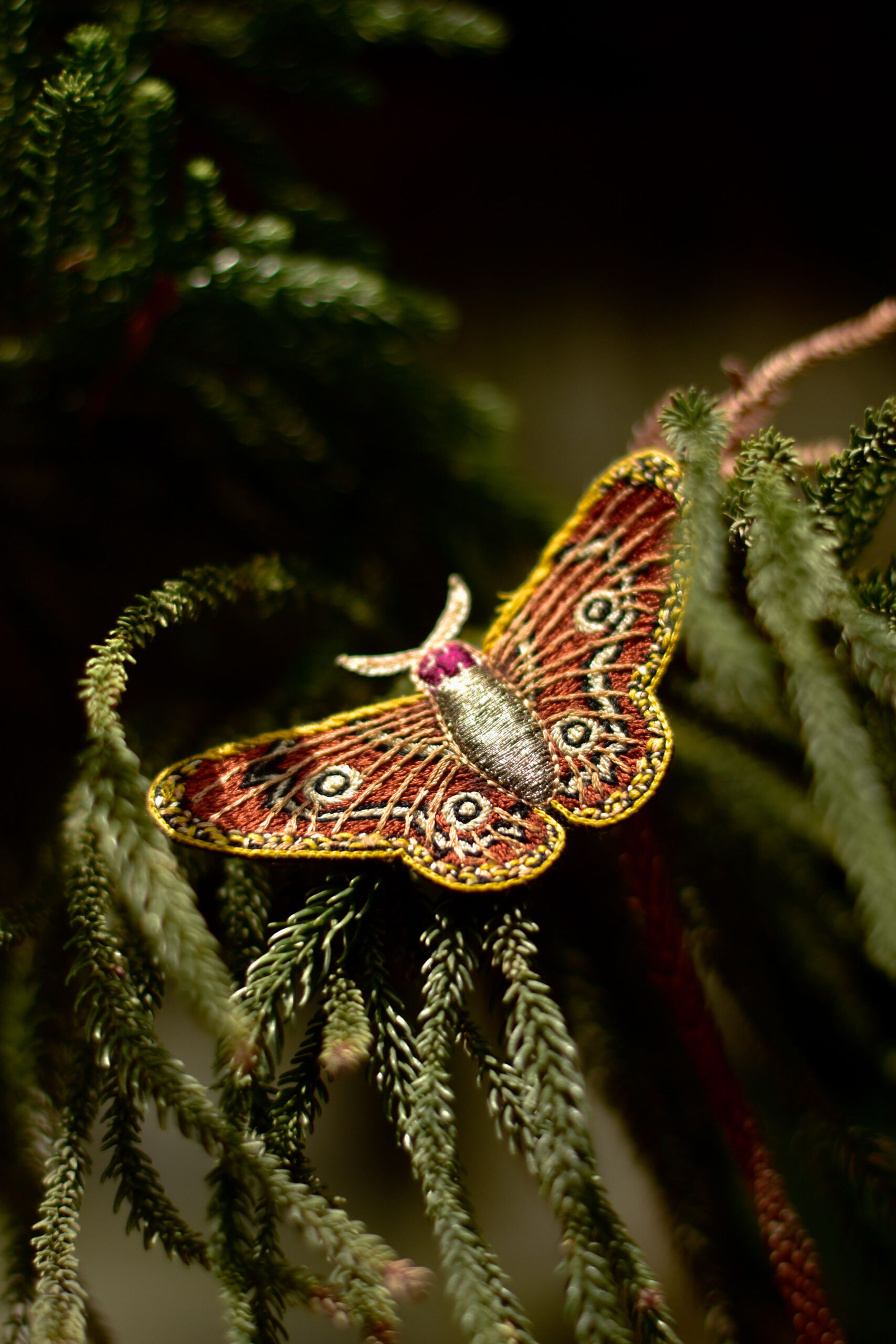 brooches-jewellery